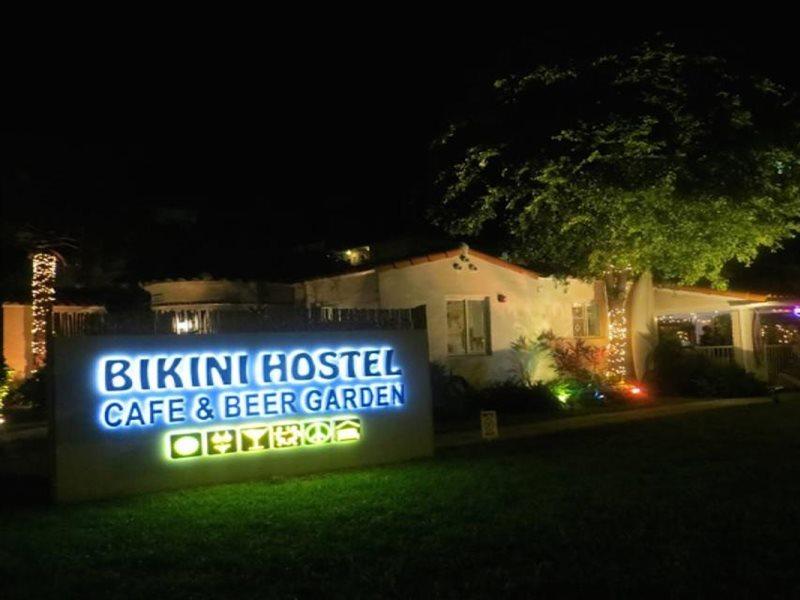 Bikini Hostel, Cafe & Beer Garden (Adults Only) Miami Beach Extérieur photo