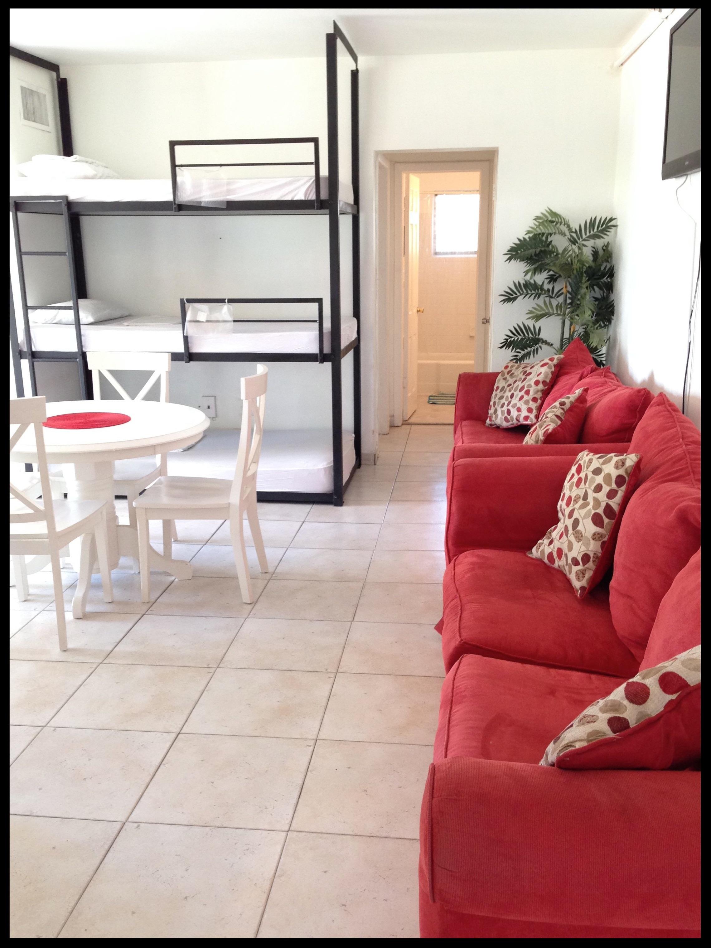 Bikini Hostel, Cafe & Beer Garden (Adults Only) Miami Beach Extérieur photo