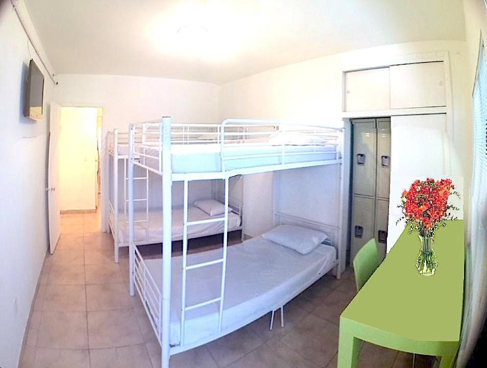 Bikini Hostel, Cafe & Beer Garden (Adults Only) Miami Beach Extérieur photo