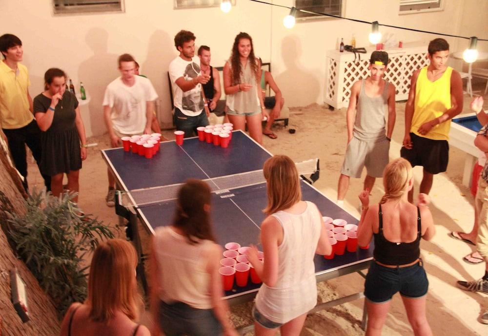 Bikini Hostel, Cafe & Beer Garden (Adults Only) Miami Beach Extérieur photo